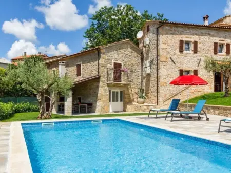 Villa Zoro, maison avec piscine à Bazgalji : photo 2