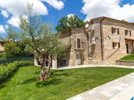 Villa Zoro, maison avec piscine à Bazgalji : photo 4