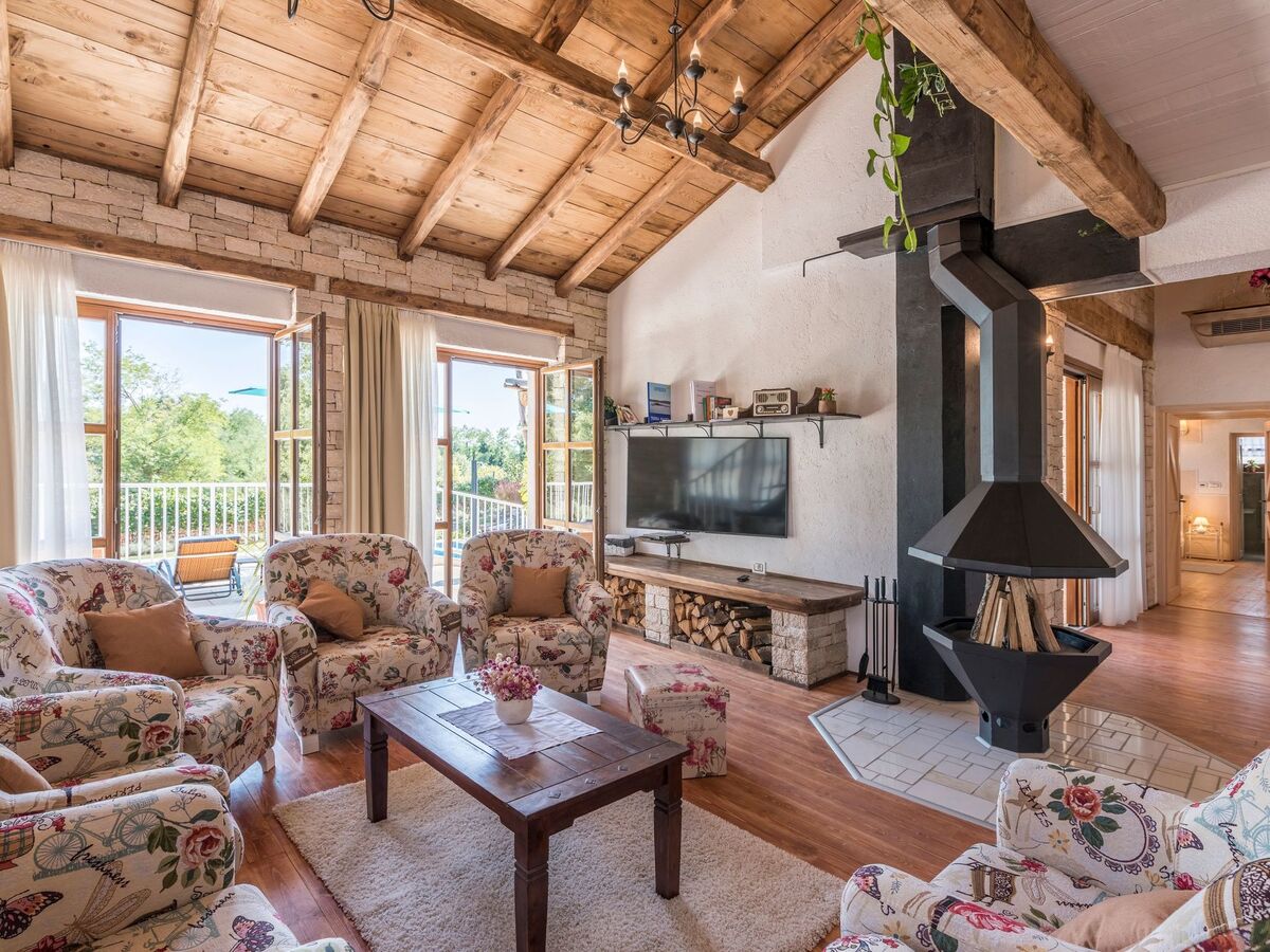 Villa Lipica – Maison 6 chambres, piscine et jacuzzi - Photo 17