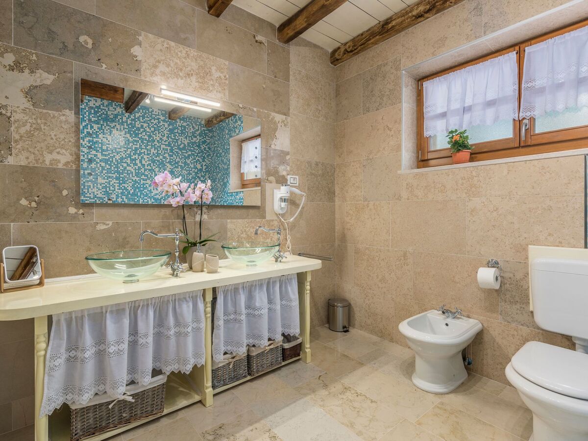Villa Lipica – Maison 6 chambres, piscine et jacuzzi - Photo 31