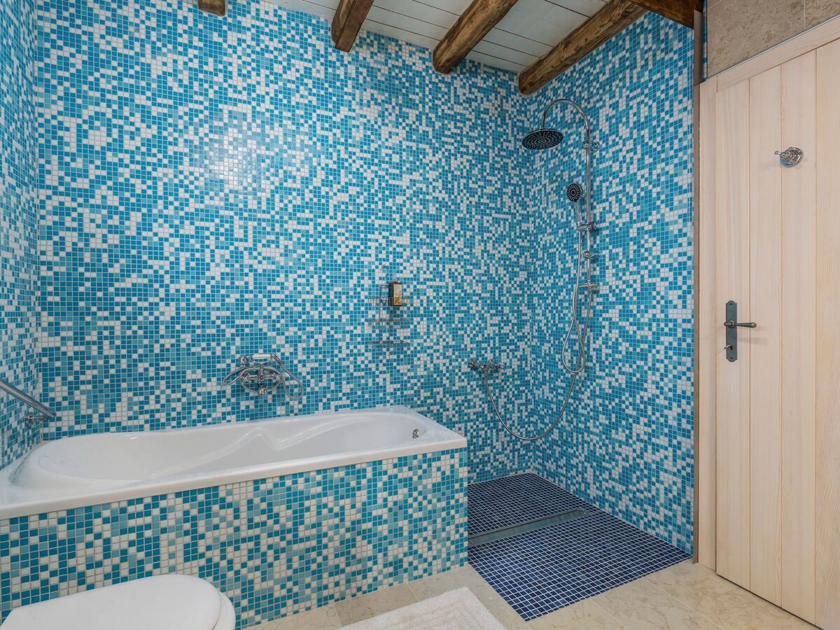 Villa Lipica – Maison 6 chambres, piscine et jacuzzi - Photo 32