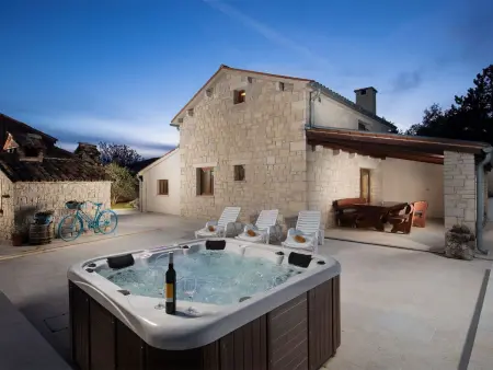 Villa en pierre avec piscine chauffée près de Pazin, Istrie : photo 40