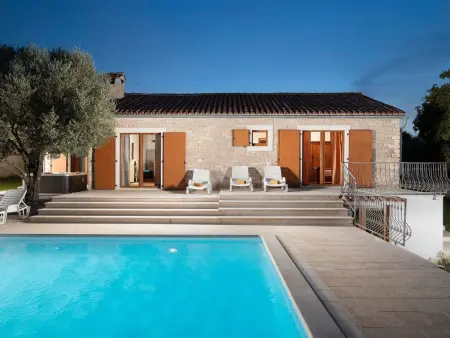 Maison avec piscine privée chauffée près de Pazin, Istrie : photo 30