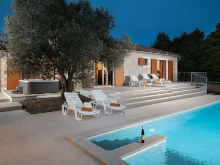 Maison avec piscine privée chauffée près de Pazin, Istrie : photo 31