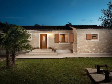 Maison avec piscine privée chauffée près de Pazin, Istrie : photo 32