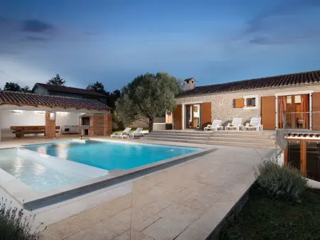 Maison avec piscine privée chauffée près de Pazin, Istrie : photo 33
