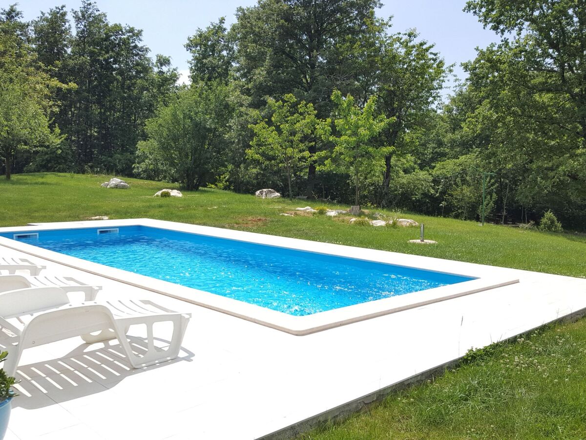 Maison en pierre d'Istrie avec piscine et grand jardin - Photo 14