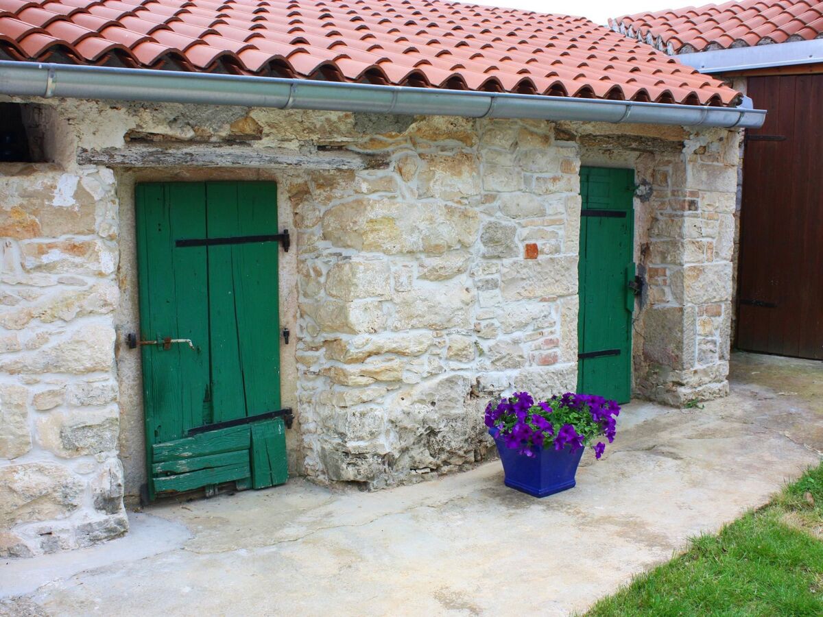 Maison en pierre d'Istrie avec piscine et grand jardin - Photo 36