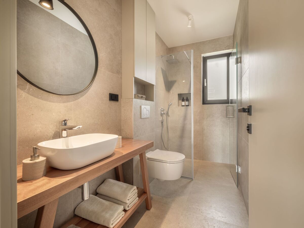 Villa Nux : maison neuve avec piscine chauffée - Photo 9