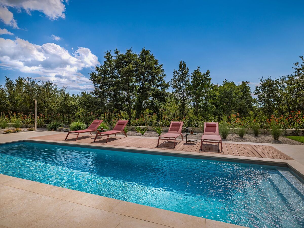 Villa Nux : maison neuve avec piscine chauffée - Photo 16