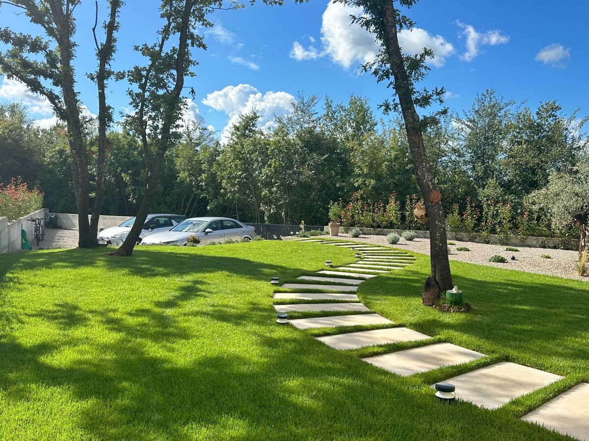 Villa Nux : maison neuve avec piscine chauffée - Photo 24