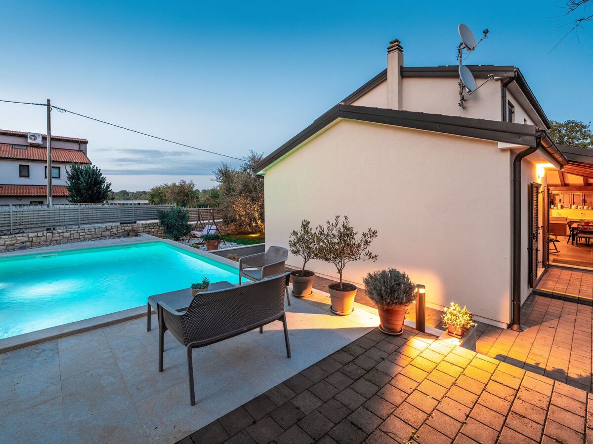 Villa Crystal à Fabci : maison 2 ch. avec piscine privée - Photo 6