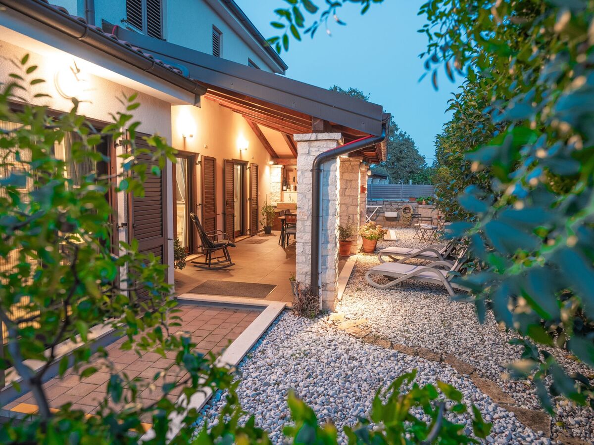 Villa Crystal à Fabci : maison 2 ch. avec piscine privée - Photo 19