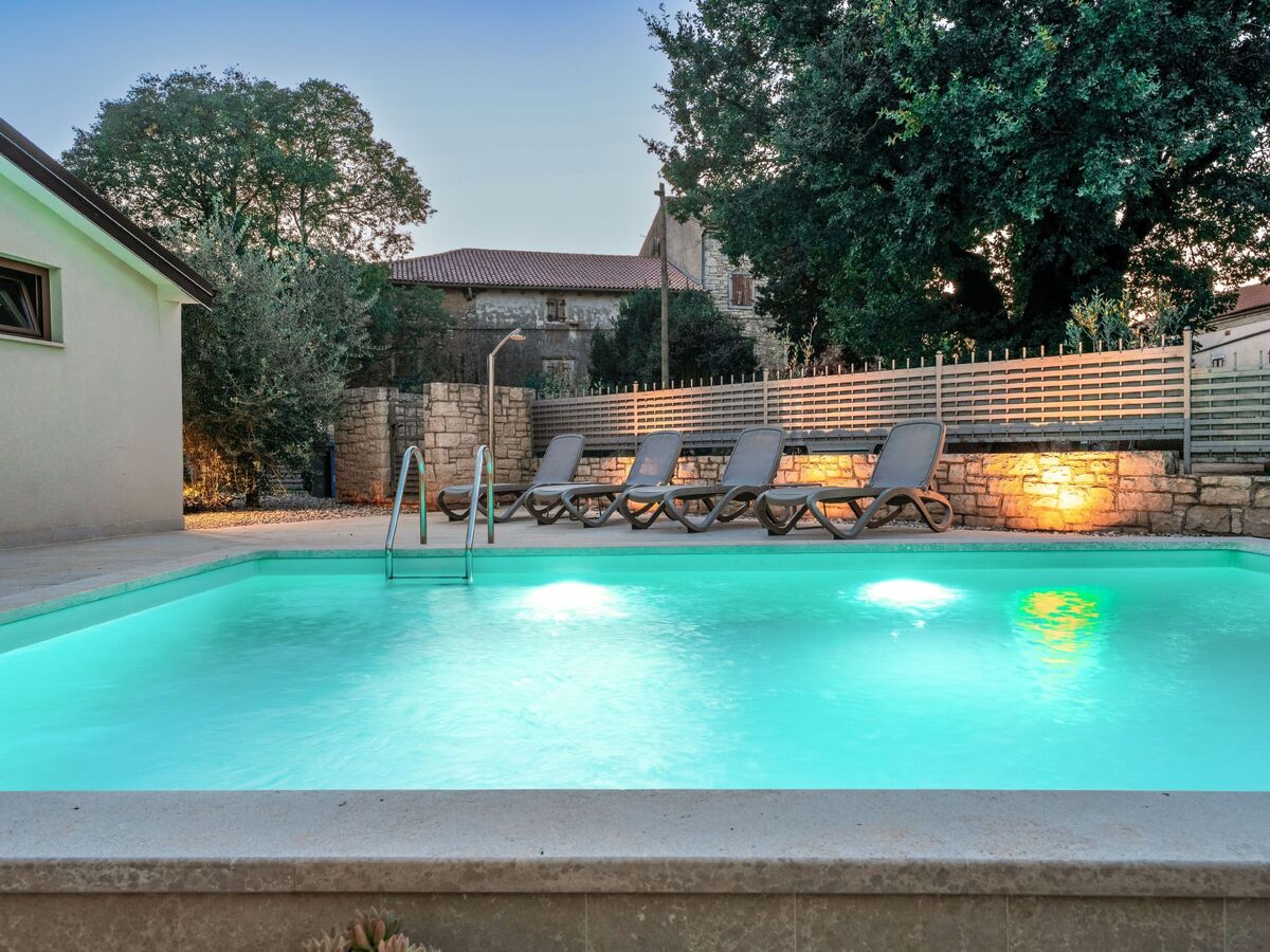 Villa Crystal à Fabci : maison 2 ch. avec piscine privée - Photo 20
