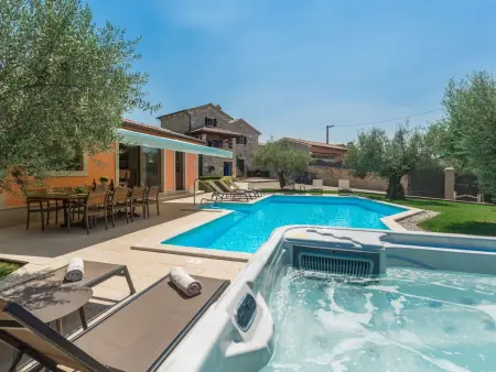 Villa Ulika - Maison 5 chambres, piscine et jacuzzi : photo 29