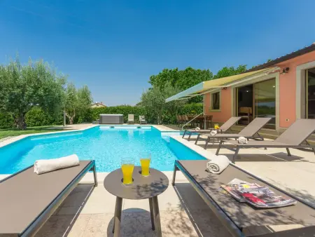Villa Ulika - Maison 5 chambres, piscine et jacuzzi : photo 38