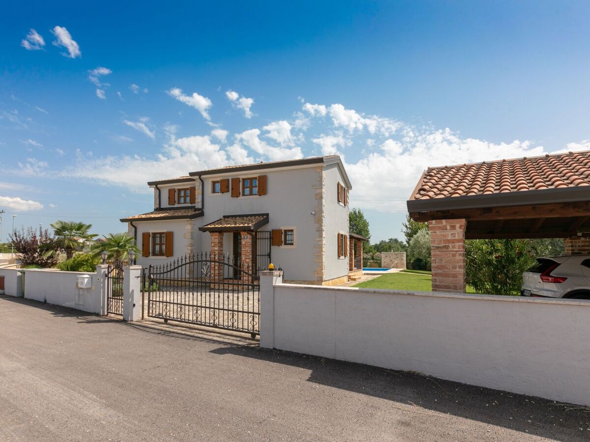 Villa Shirin – Maison 8 personnes avec piscine privée - Photo 47