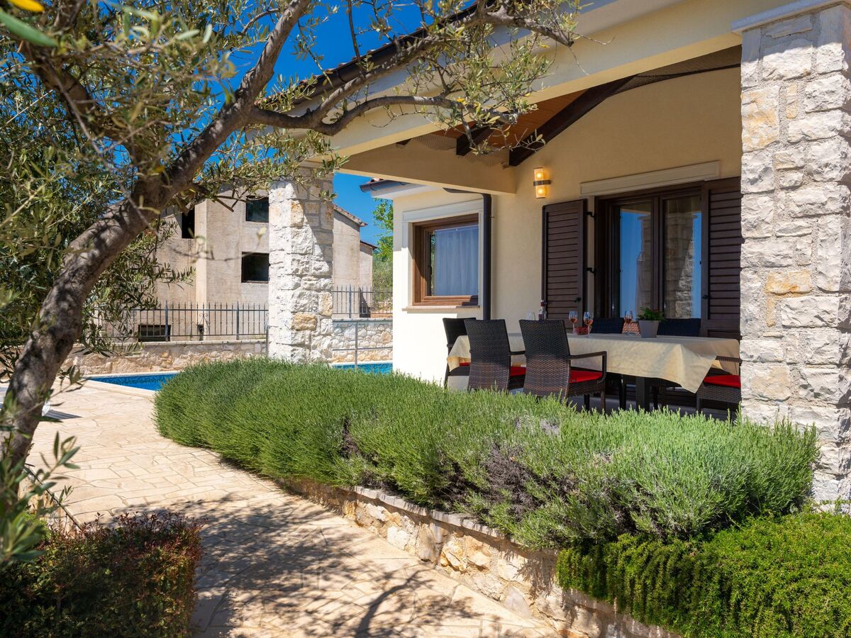 Villa Poletti : maison 6 pers. avec piscine à Fabci - Photo 9