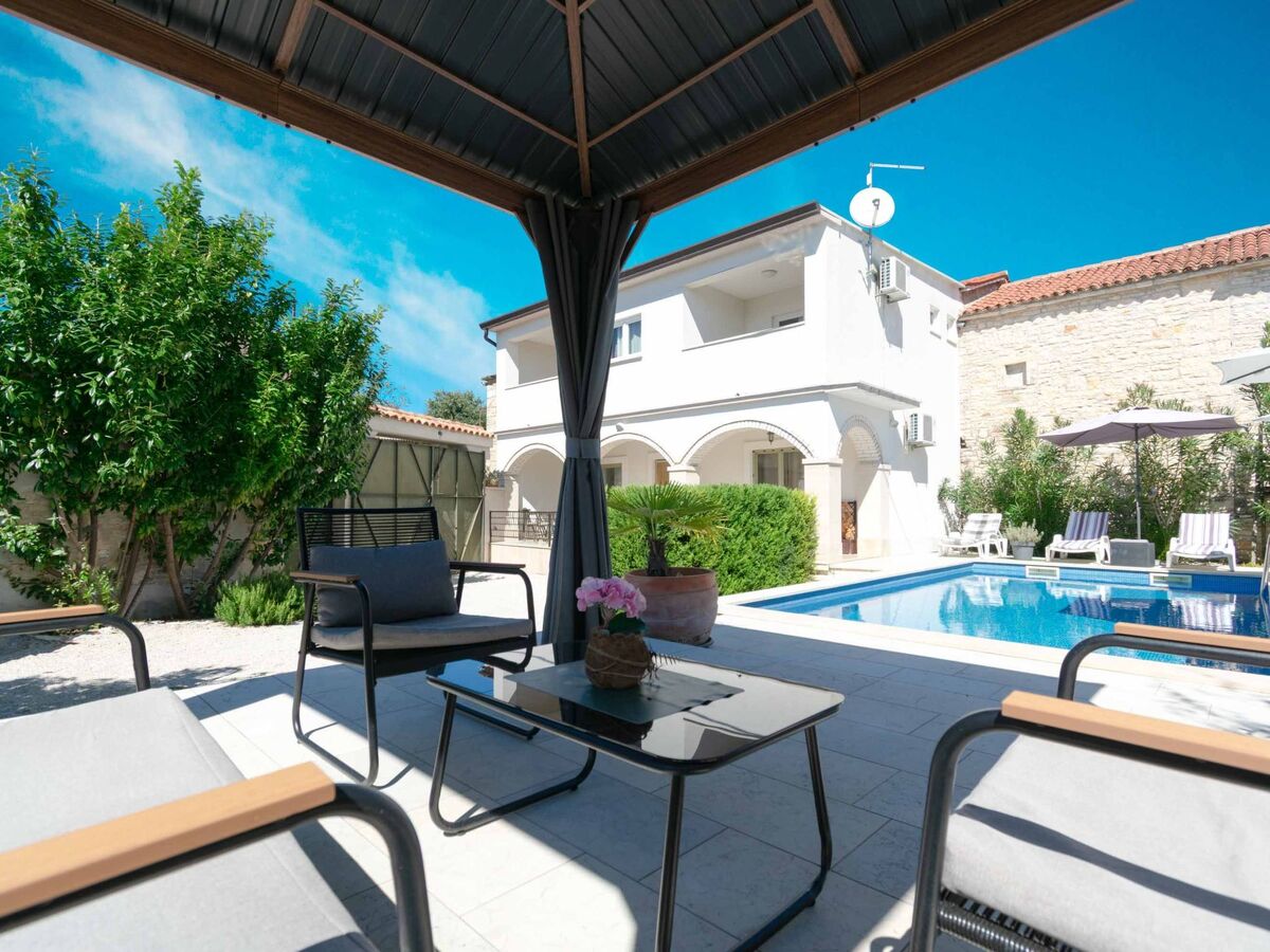 Villa Martin à Jakovici – Maison pierre avec piscine privée - Photo 9