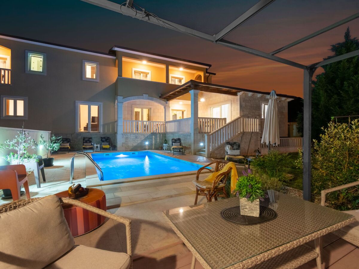Villa Coridigo, maison 4 chambres avec piscine privée - Photo 13