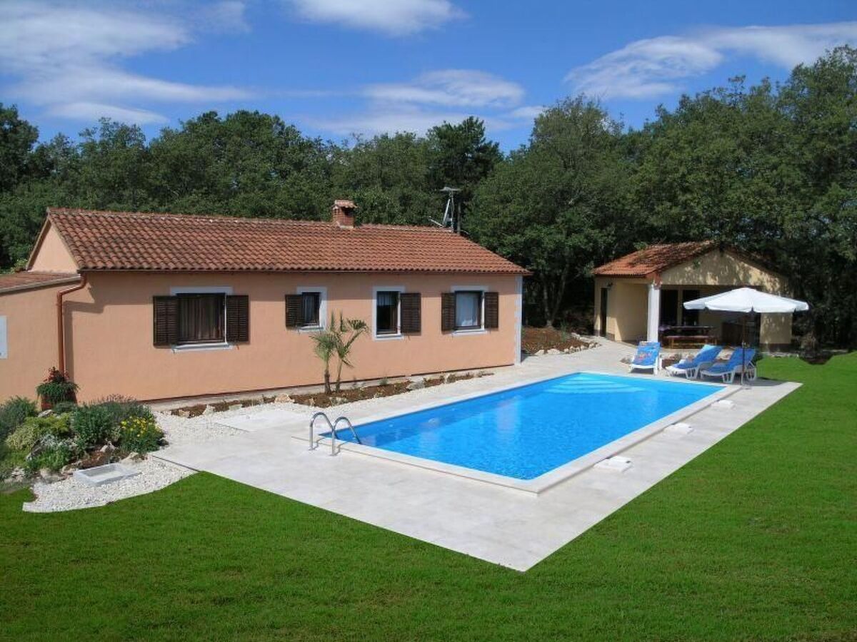 Villa Fragola avec piscine et vue sur les montagnes - Photo 3