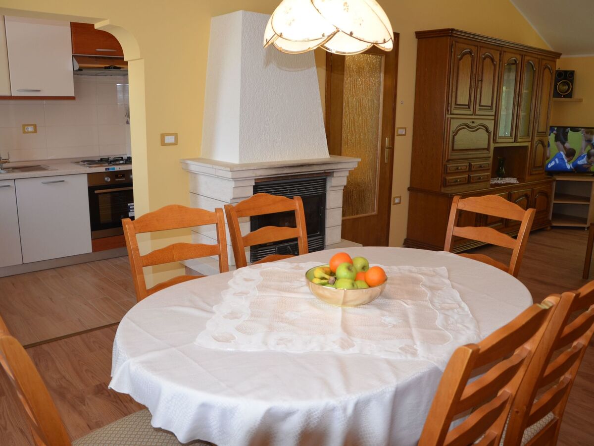 Villa Fragola avec piscine et vue sur les montagnes - Photo 21