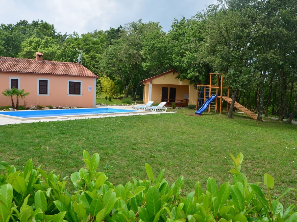 Villa Fragola avec piscine et vue sur les montagnes - Photo 50