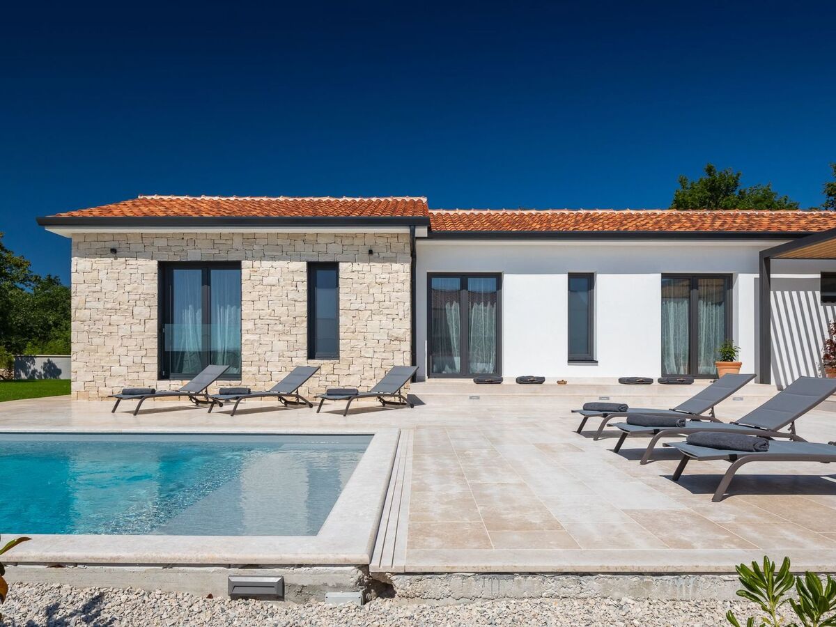 Villa Gala à Jakovici : maison 6 pers, piscine 36m² - Photo 3