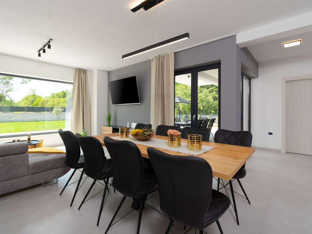 Villa 300m² avec piscine privée à Jakovici - Photo 14