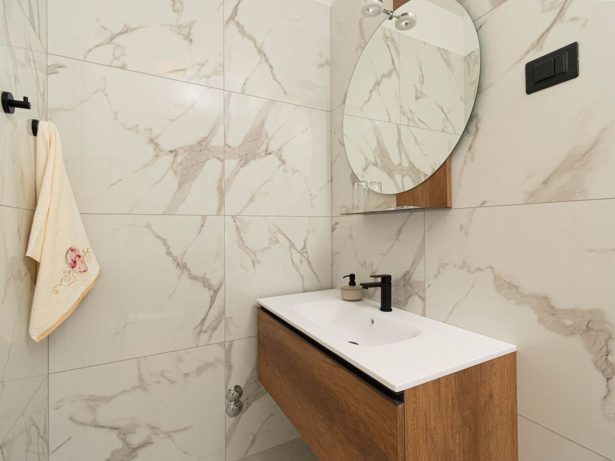 Villa 300m² avec piscine privée à Jakovici - Photo 23