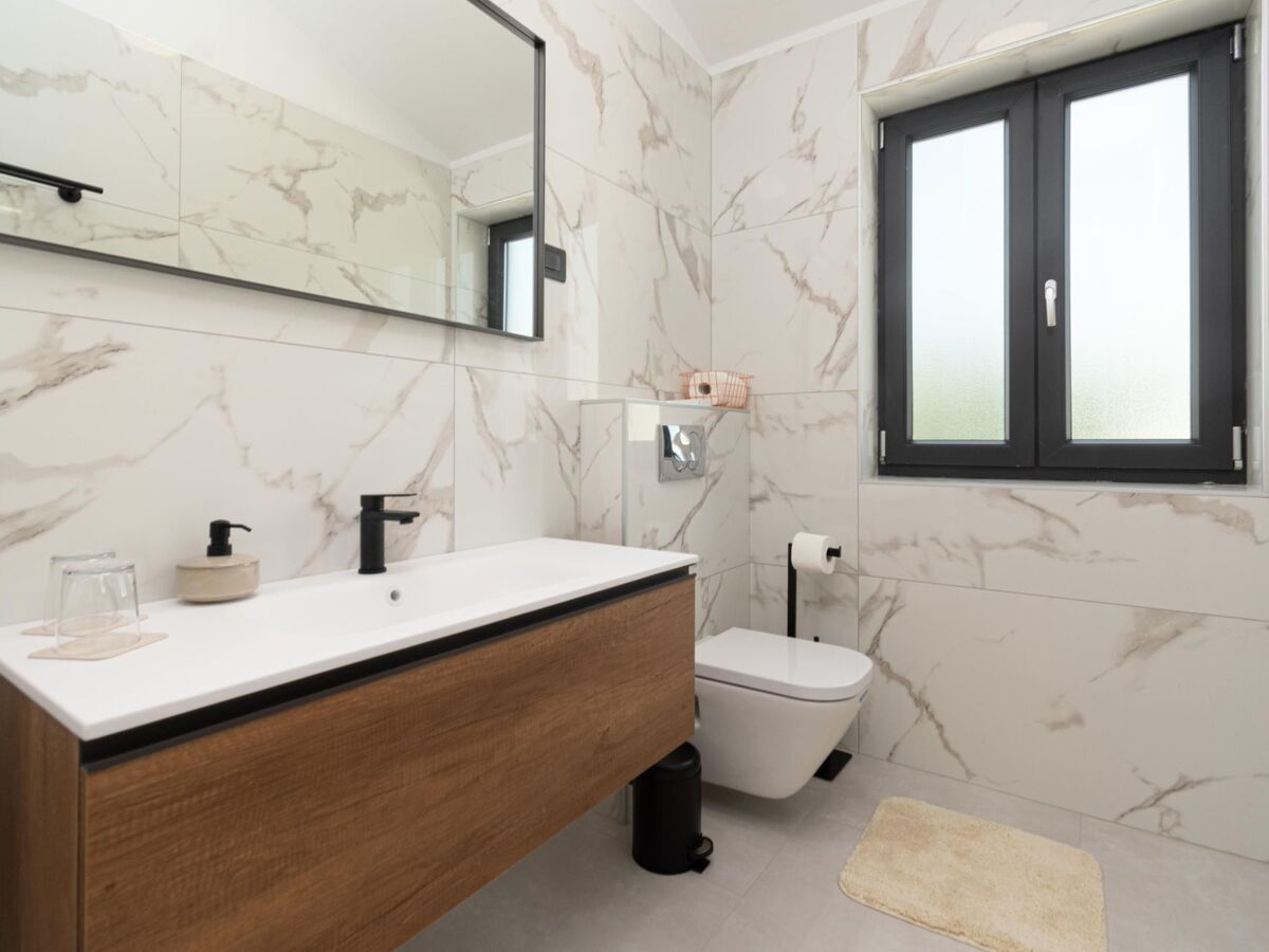 Villa 300m² avec piscine privée à Jakovici - Photo 31