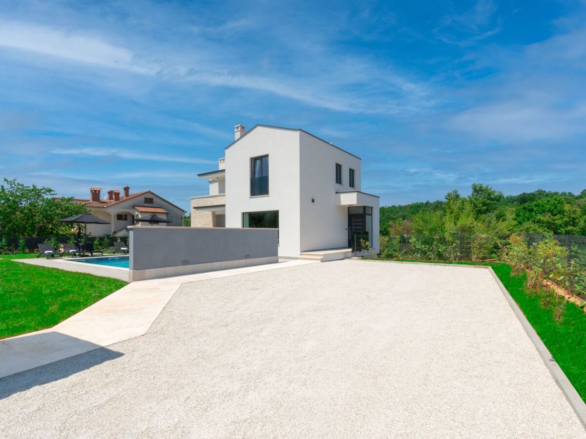 Villa 300m² avec piscine privée à Jakovici - Photo 40