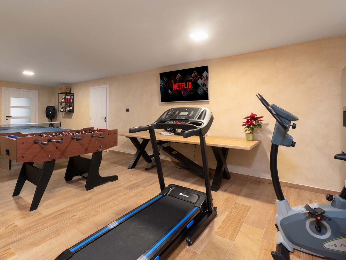 Villa 300m² avec piscine privée à Jakovici - Photo 42