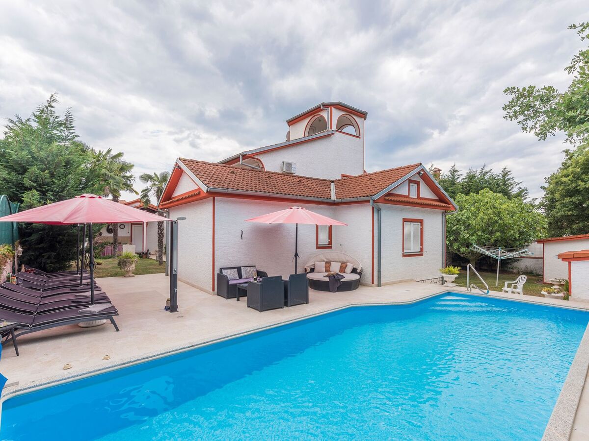 Villa Kuemerle à Poreč : 8 pers, piscine et chiens bienvenus - Photo 43