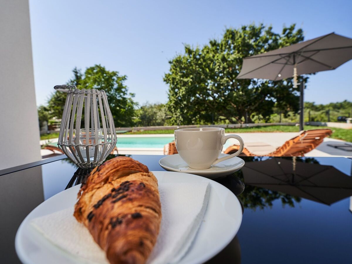 Villa Martin Noel à Poreč : maison 3 chambres avec piscine - Photo 5