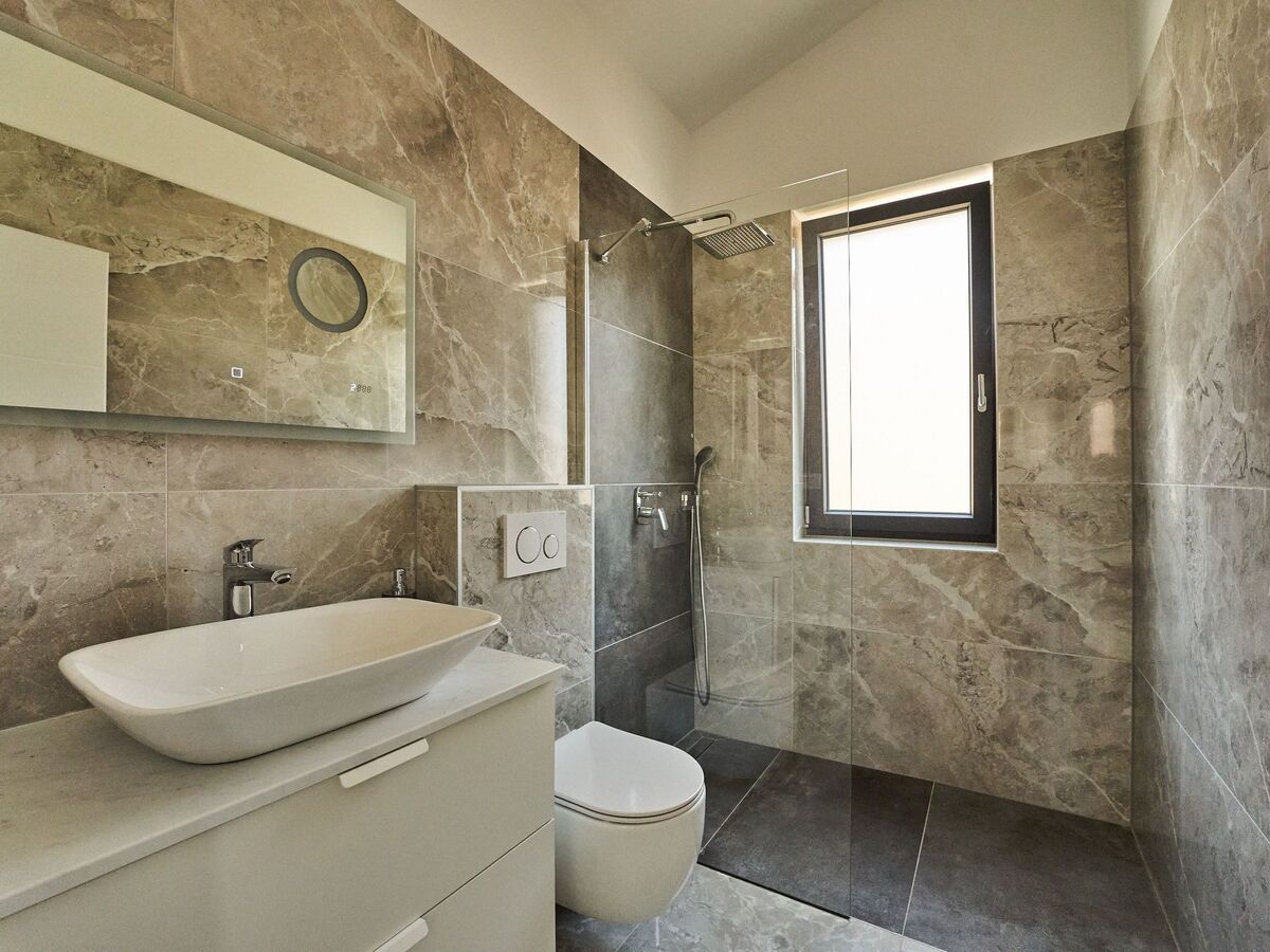 Villa Martin Noel à Poreč : maison 3 chambres avec piscine - Photo 28
