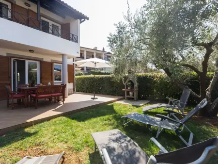 Maison Oliva - 6 pers, jardin & terrasse à Poreč : photo 23
