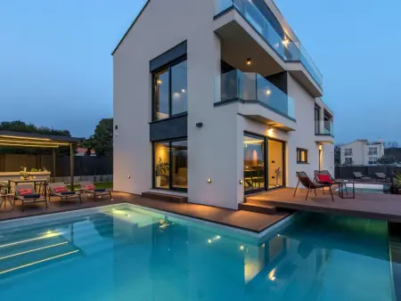 Villa Mare Exclusive – Maison avec piscine chauffée à Poreč : photo 28