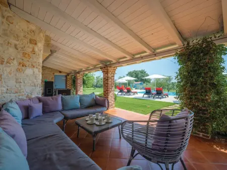Maison moderne 10 pers., piscine privée à Tar : photo 2