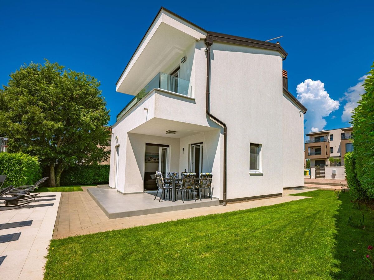 Villa Tonka, maison 10 personnes avec piscine privée - Photo 10