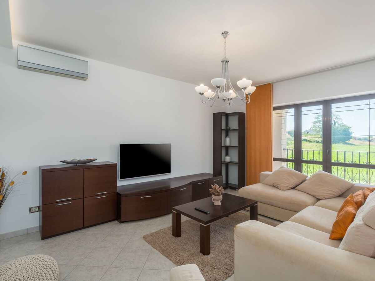 Maison Mihael avec piscine privée à Vižinada - Photo 7