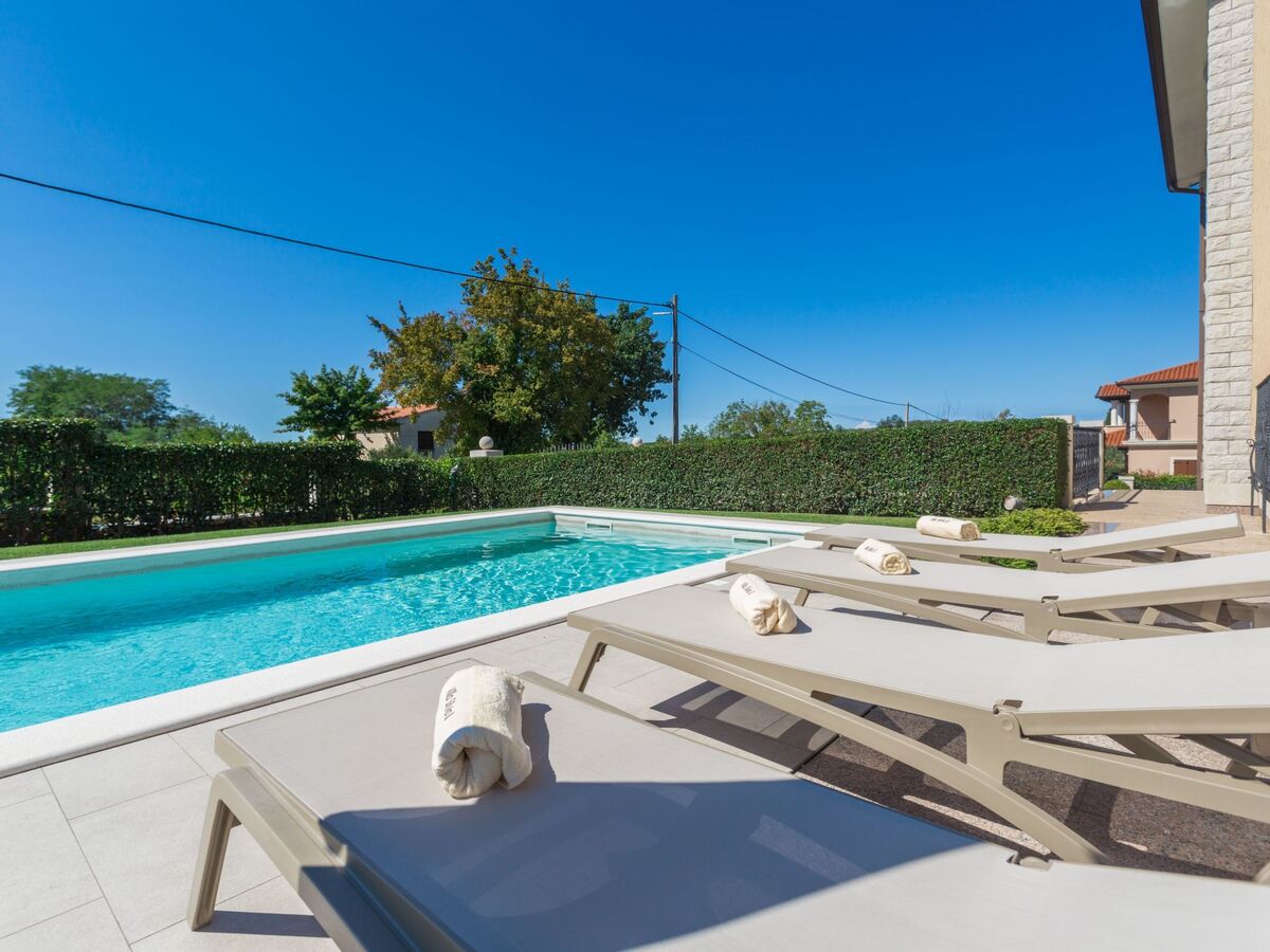 Maison Mihael avec piscine privée à Vižinada - Photo 11