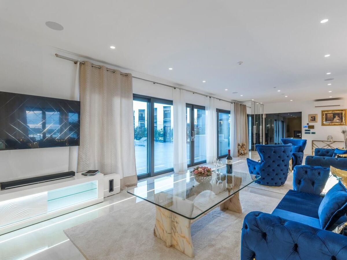 Villa Sara Kaštelir : maison 5 chambres avec piscine chauffée - Photo 9