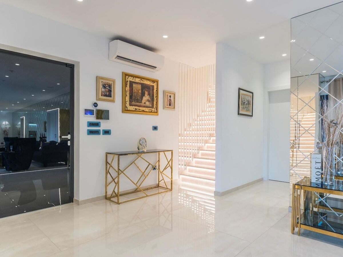 Villa Sara Kaštelir : maison 5 chambres avec piscine chauffée - Photo 12