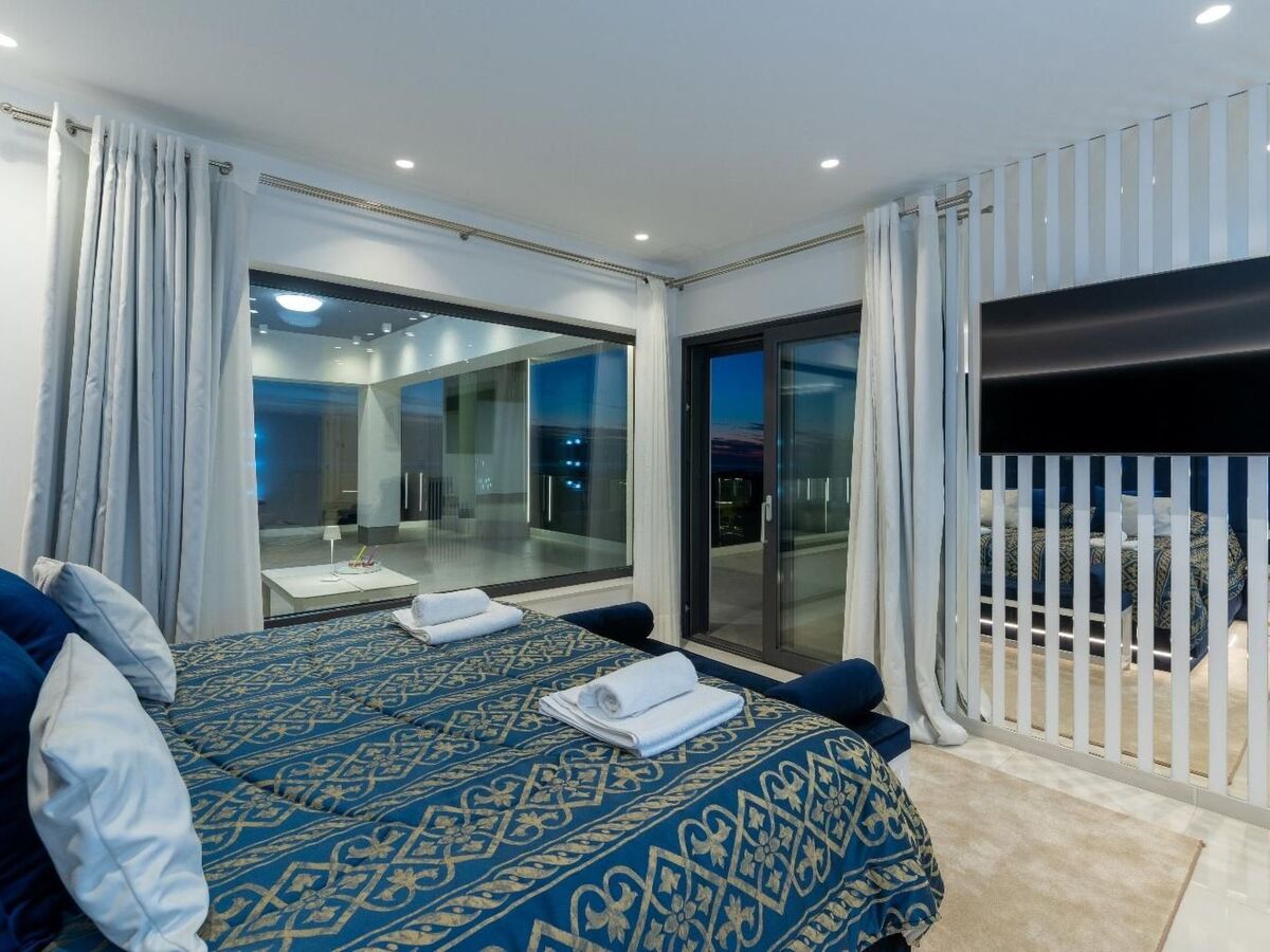 Villa Sara Kaštelir : maison 5 chambres avec piscine chauffée - Photo 18