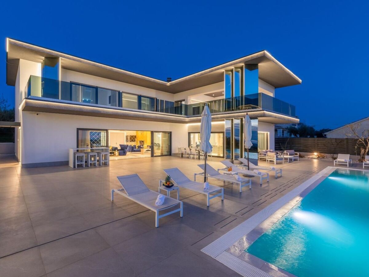 Villa Sara Kaštelir : maison 5 chambres avec piscine chauffée - Photo 30