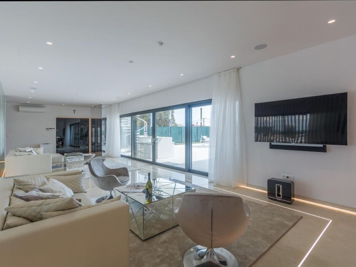 Villa Gabrijela, 10 personnes, piscine chauffée à Valentići - Photo 6