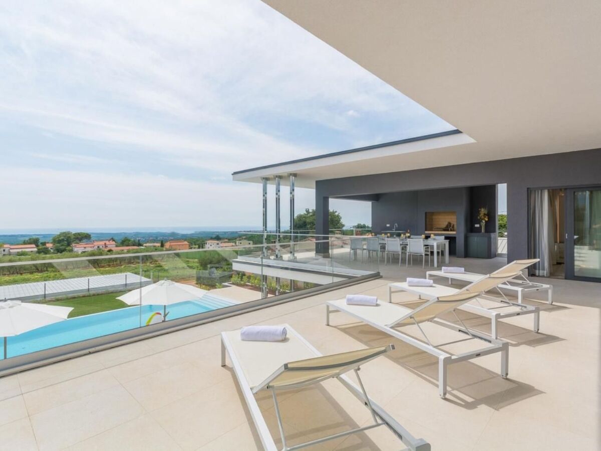 Villa Gabrijela, 10 personnes, piscine chauffée à Valentići - Photo 29