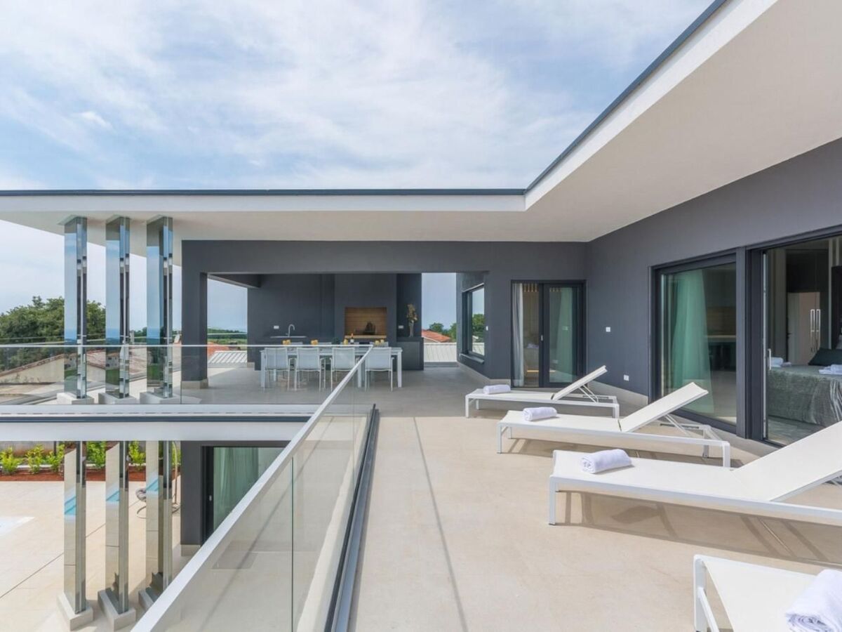 Villa Gabrijela, 10 personnes, piscine chauffée à Valentići - Photo 30
