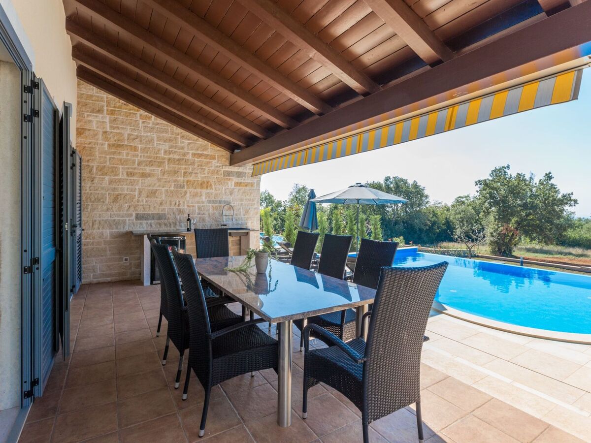 Maison 8 pers. avec piscine à débordement à Deklići - Photo 14